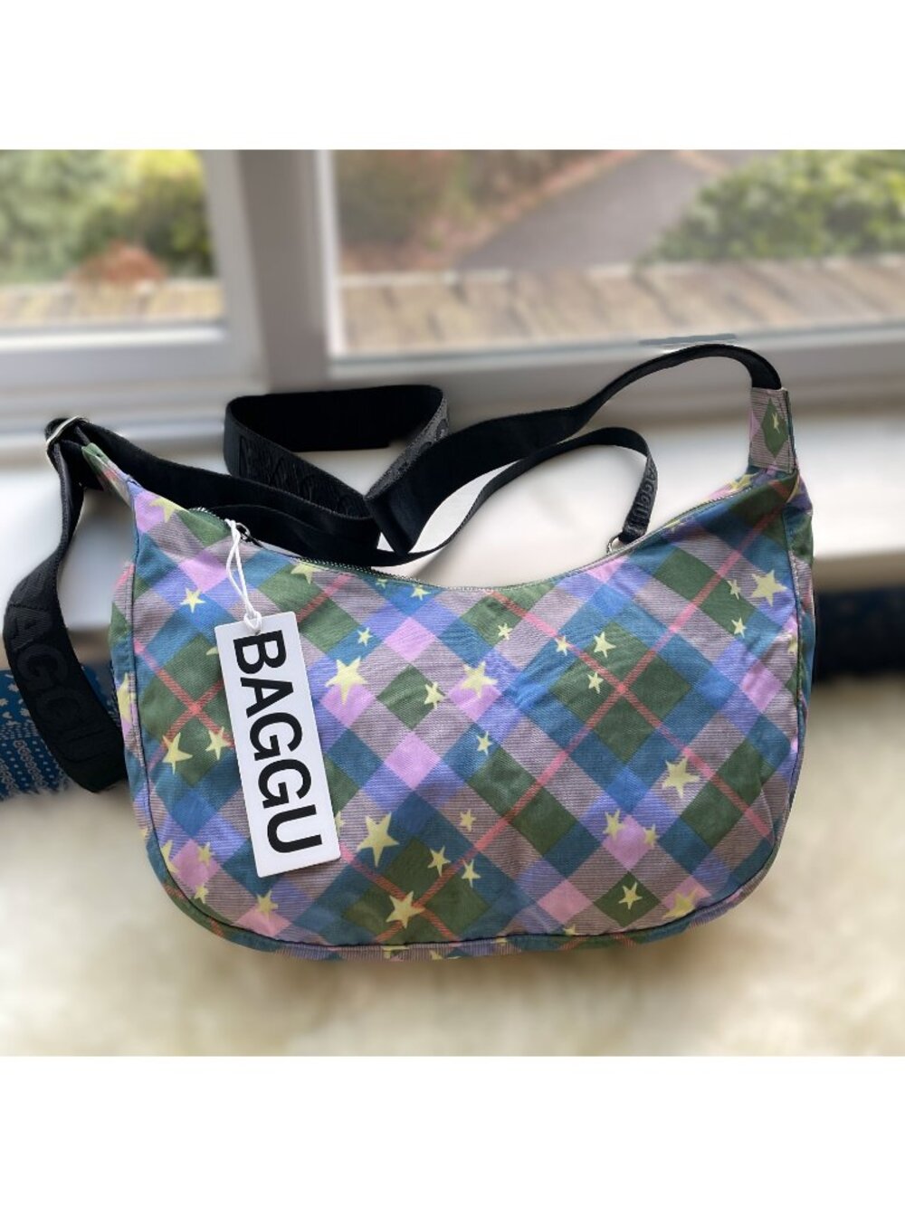 NWT Baggu Medium Crescent Bag - Green Star Plaid - Picture 2 of 8